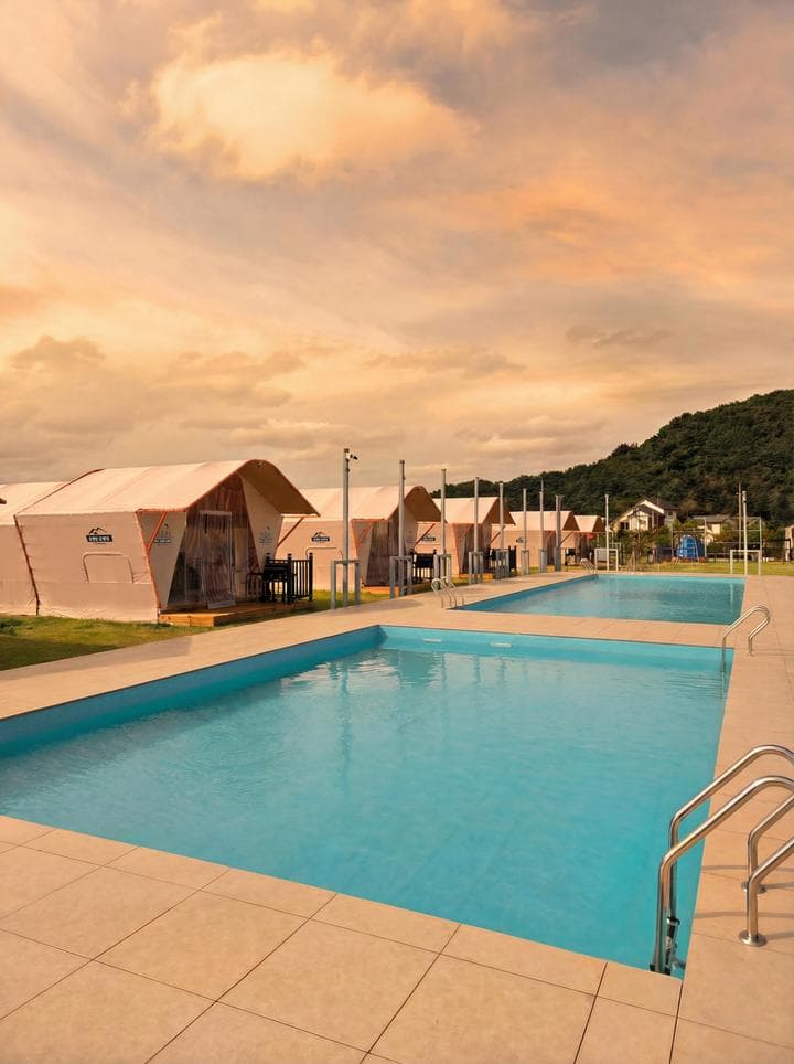 대부도 글램탑 럭셔리 글램핑 & 키즈 수영장 캠핑장