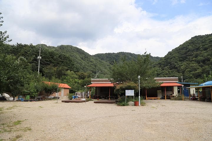 아침가리 계곡 캠핑장